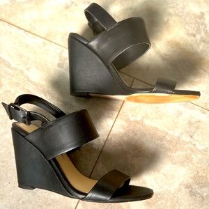 Jessica Simpson Black Leather Wedges